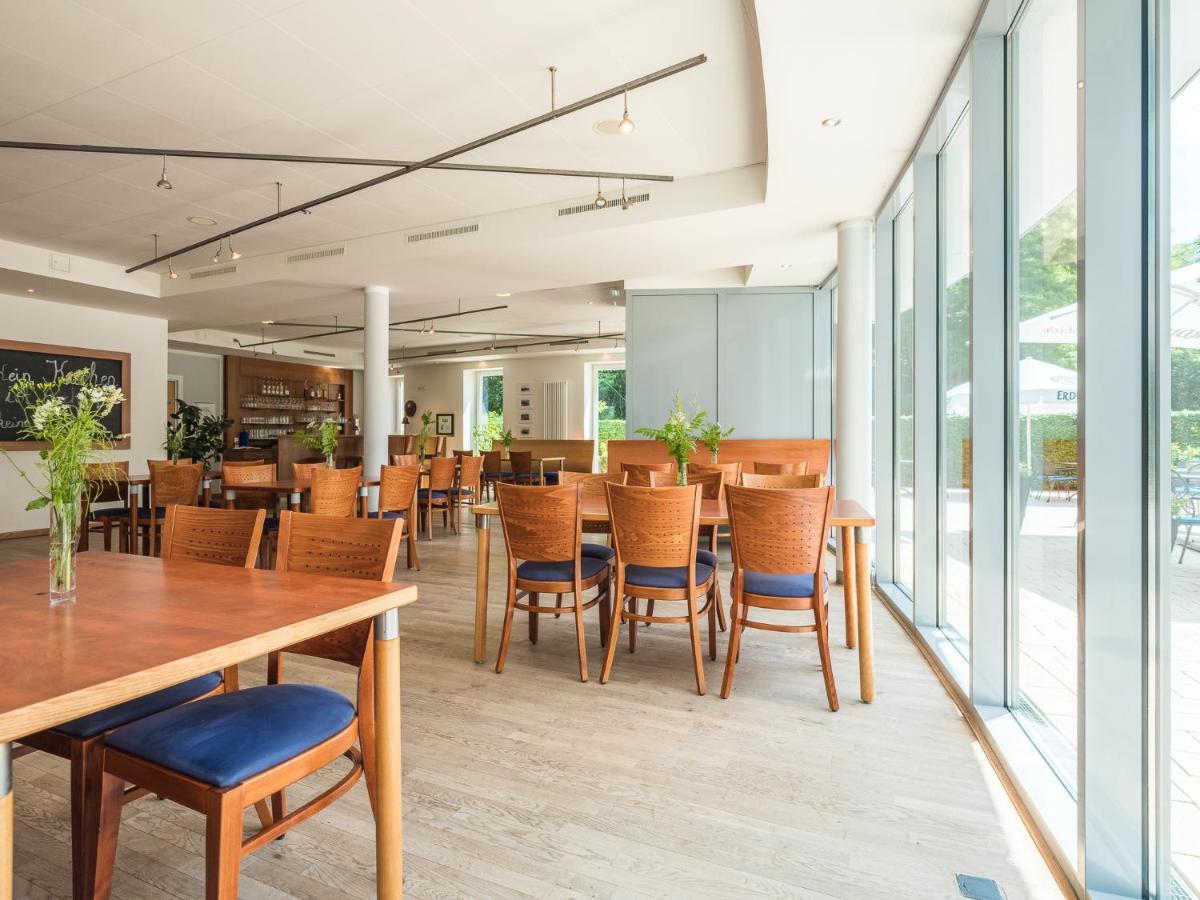 普劳尔湖假日公园酒店 奥特史威林 外观 照片